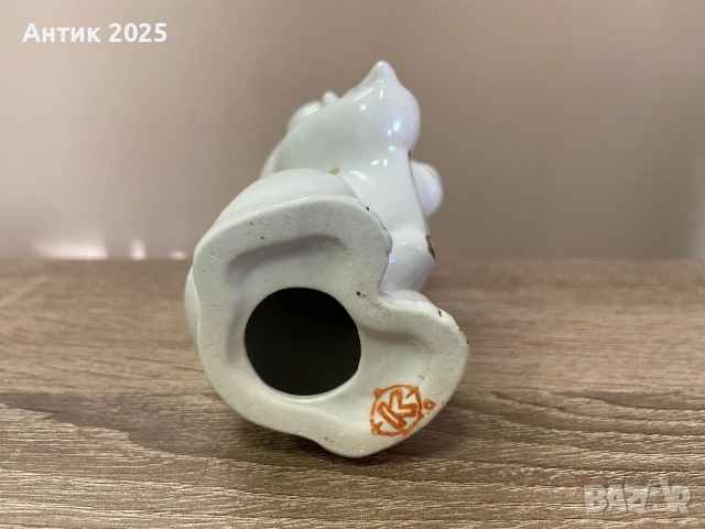 Порцеланова статуетка „Олимпийското мече – стрелец с лък“ — Коростен, винтидж, снимка 3 - Антикварни и старинни предмети - 53238939