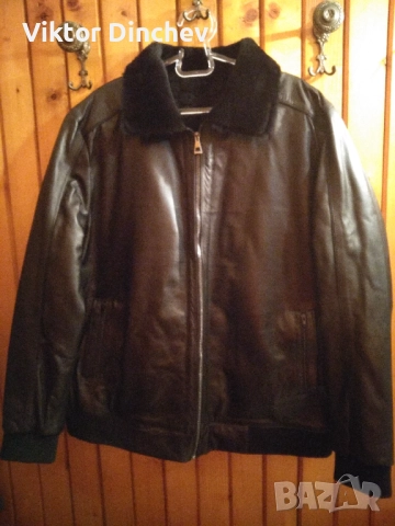 Мъжко зимно черно кожено яке