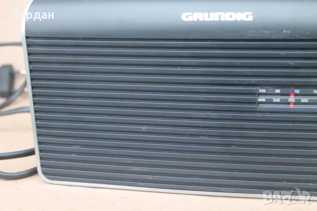 Радио ''Grundig'' , снимка 3 - Радиокасетофони, транзистори - 56483486