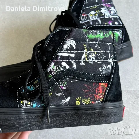 Мъжки кецове Vans Disney x Sk8-Hi Shoes 100 Year Anniversary, снимка 2 - Кецове - 56121777