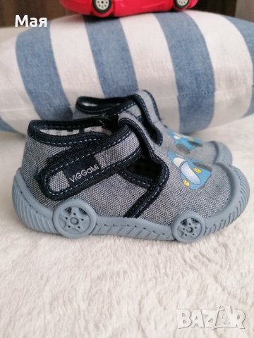 Пантофи 23  , снимка 4 - Детски пантофи - 38080116