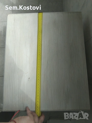 Винтидж дървено шкашфче , снимка 11 - Шкафове - 54291200