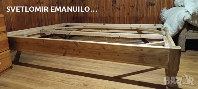 Спалня от дърво, масивна дървесина 