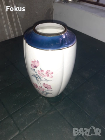 Стара ваза македонски порцелан, снимка 2 - Антикварни и старинни предмети - 53314061