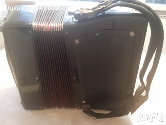 Продавам акордеон Weltmeister S4 С4, снимка 5 - Акордеони - 47904564