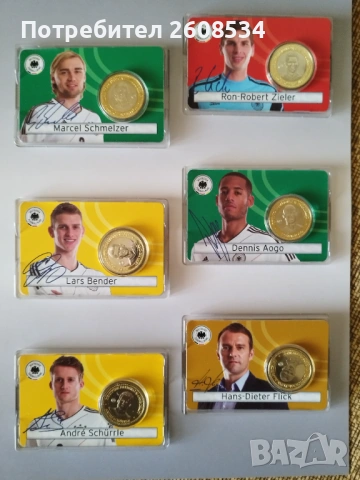 ГОЛЯМ ФУТБОЛЕН АЛБУМ С ДВАНАДЕСЕТ ПЛАКЕТА /виж описанието/, снимка 5 - Нумизматика и бонистика - 53371891