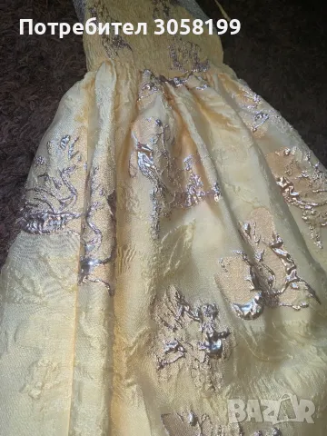 Уникална нова рокля Zara, снимка 2 - Рокли - 50204035