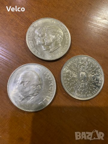 монети  /плакети/ на кралица елизабет, снимка 2 - Нумизматика и бонистика - 39304967