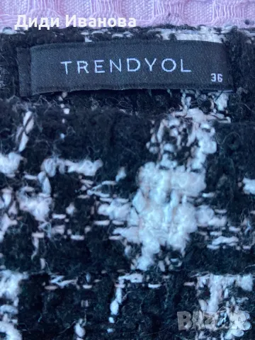 Дамска къса пола, снимка 4 - Поли - 48556569