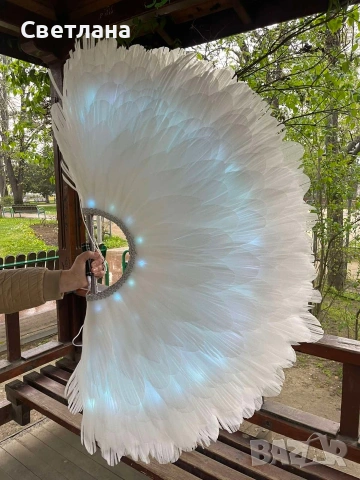 Големи светещи ветрила за танци и сценични изяви