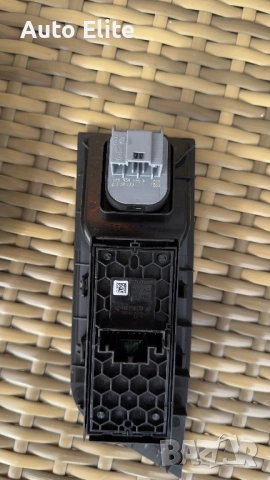 Бутони/Конзола за стъкла на Шкода Oktavia/SUPERB, GOLF 7,Passat,Tiguan,Touran, T Roc, снимка 3 - Части - 53096571