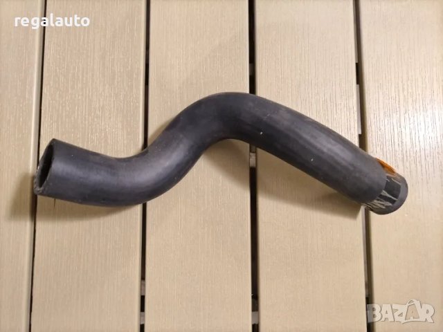 B36615186A,маркуч горен за воден радиатор MAZDA 323