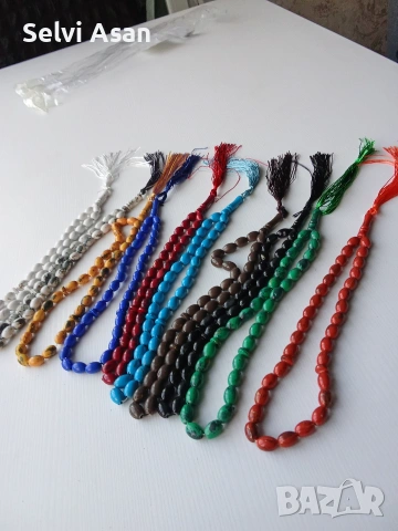 Пластмасови броеници различни цветове