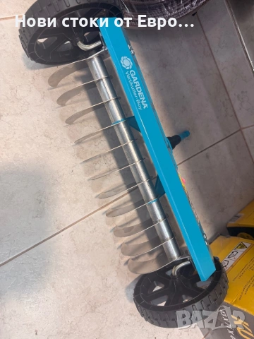 Ръчният аератор от серията Gardena Combisystem е създаден за поддържане на здрава и добре проветрена, снимка 2 - Градински инструменти - 53916067