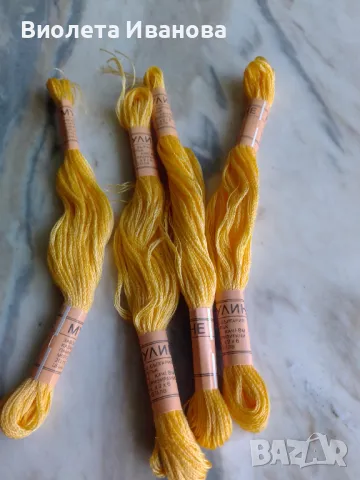 Мулине, 4 бр, жълто , снимка 2 - Гоблени - 50282298