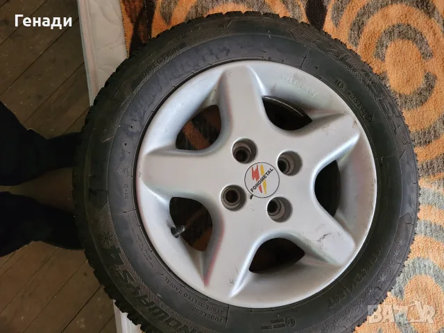 Зимни гуми за голф 3, снимка 2 - Гуми и джанти - 56413041