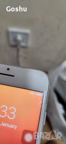 iphone 8 64гб за части, снимка 5 - Apple iPhone - 53244318