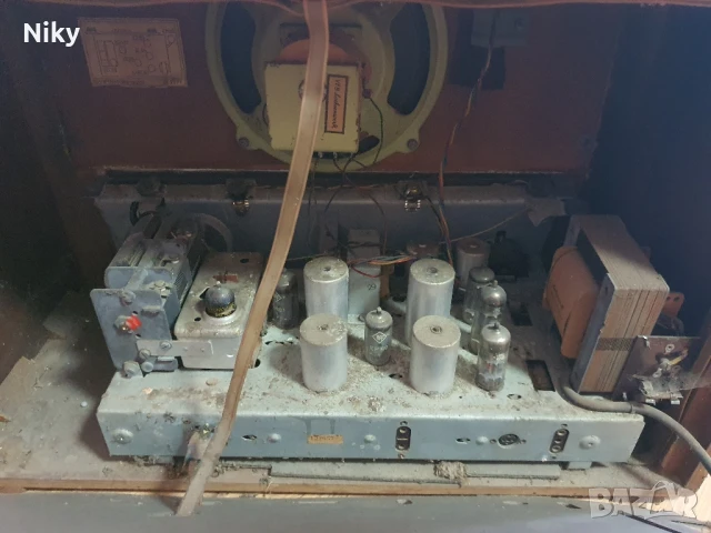 Лампово радио Olympia , снимка 8 - Антикварни и старинни предмети - 50740241