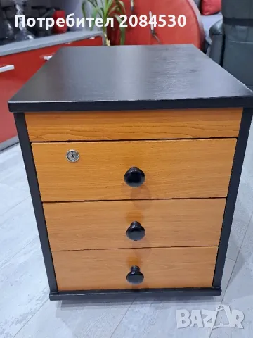 Работен шкаф на колела, снимка 5 - Шкафове - 49040210