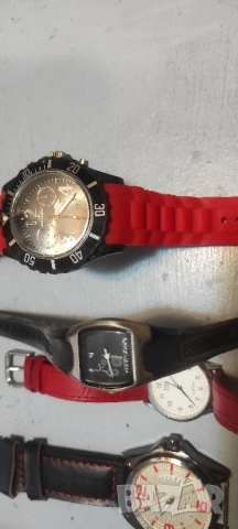 Ръчни часовници, снимка 13 - Антикварни и старинни предмети - 48668141