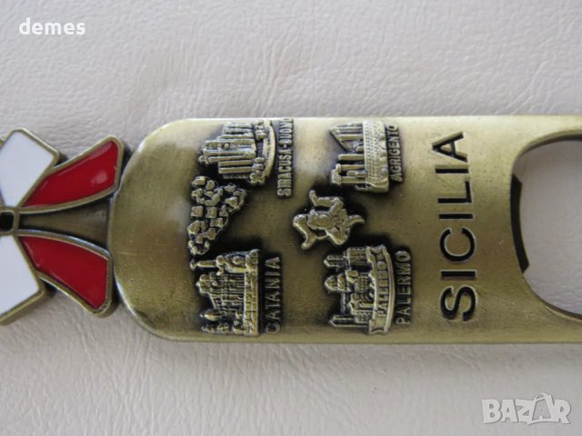 Метален магнит-отварачка от Сицилия, Италия, снимка 3 - Колекции - 47897274