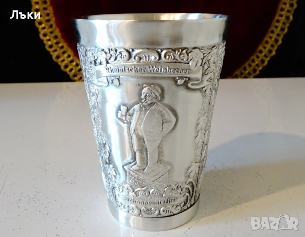 Калаена чаша за вино с Винар,Замък,Рицар. 