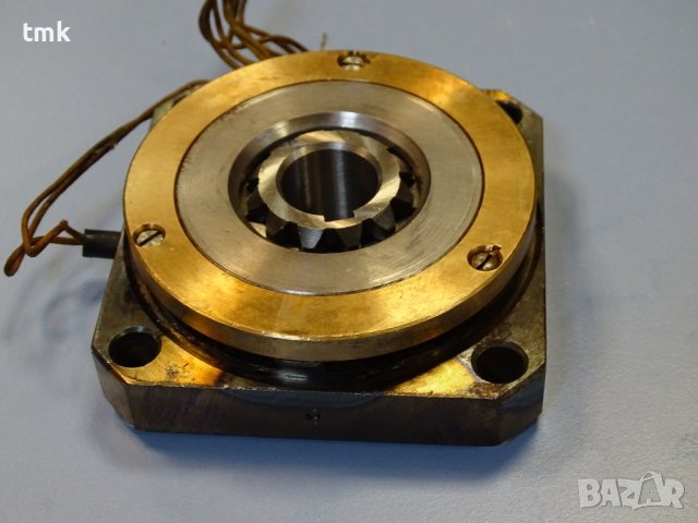 Електромагнитен съединител ETM 0.56 2A(1A) electromagnetic multi-plate clutch, снимка 6 - Резервни части за машини - 42889410