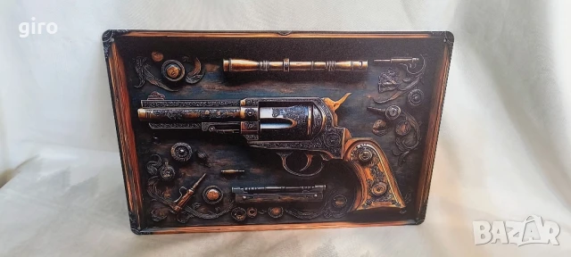 Метална картина "Револвер Колт"