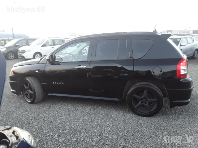 Jeep Compass Sport 2.4i 4x4, снимка 8 - Автомобили и джипове - 48883375