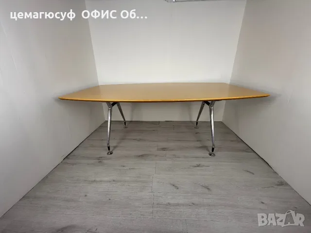 König & Neurath Summa конферентна маса, клен, 200 x 120 см – лодкова форма 