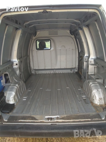 Peugeot Expert HDi, 4бр зимни с джанти, нови части, обслужена, без ръжда!, снимка 10 - Автомобили и джипове - 52179429