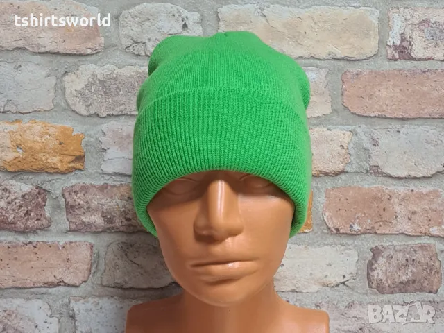 Нова зимна дамска/детска шапка в зелен цвят, снимка 3 - Шапки - 47663779