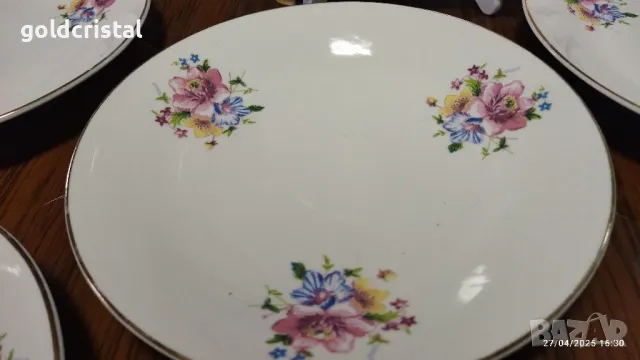 Стар български порцелан чинии , снимка 4 - Антикварни и старинни предмети - 50094155