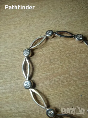 Красива сребърна гривна с циркони сребро 925, снимка 2 - Гривни - 47891851