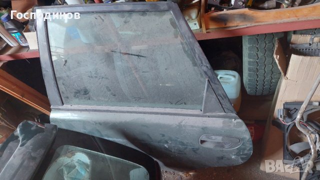 Врати за Volvo V40, S40, снимка 16 - Части - 42038168