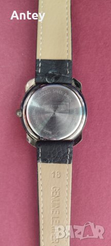 Много запазен оригинален BENETTON BY BULOVA, снимка 10 - Мъжки - 38184675
