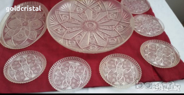 Ретро  пласмасови чинийки с два подноса