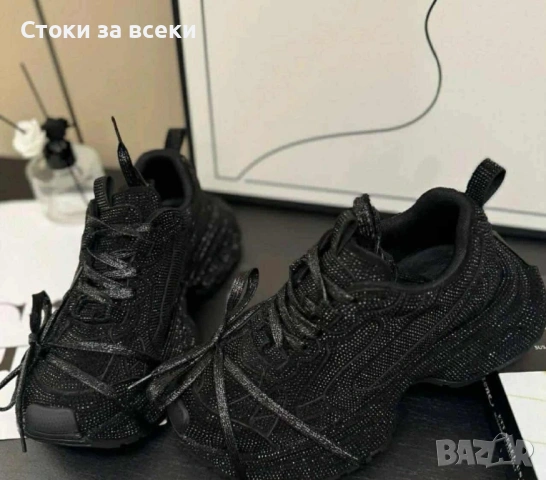 Дамски маратонки 