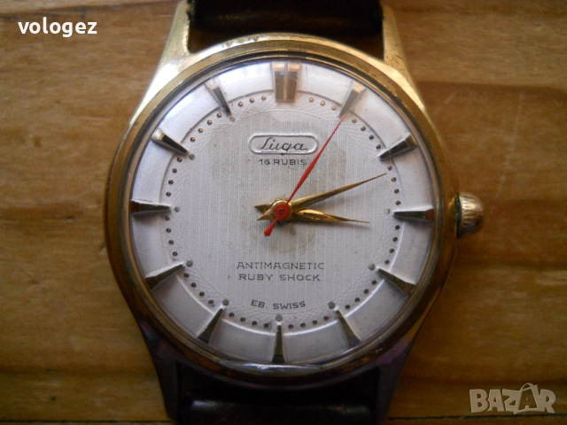 Мъжки позлатени работещи ръчни часовници  