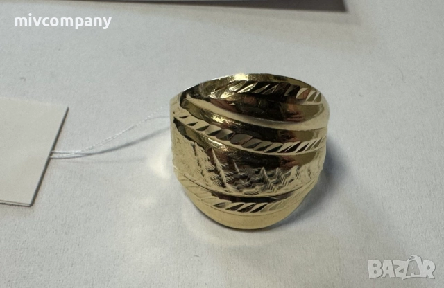 Златен пръстен 2.26гр., снимка 4 - Пръстени - 52801586