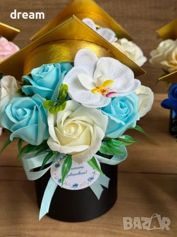 Тематични букети за абитуриенти, снимка 2 - Подаръци за жени - 54273758