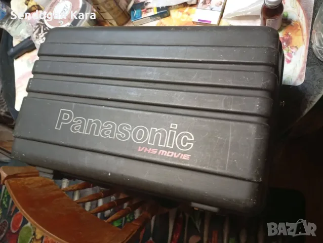Видео камера Panasonic M3 VHS Movie употребявана, винтидж за колекционери, снимка 9 - Фотоапарати - 53142027