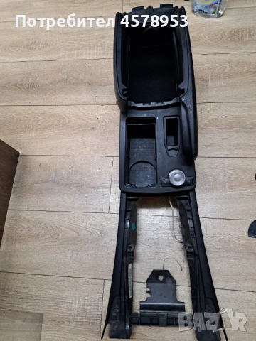 Контролер навигация + централен панел и подлакътник за Mercedes W204