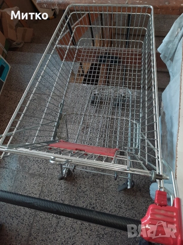 Голяма пазарска метална количка с 4 колелета за пазаруване марка WANZL модел D101RC, снимка 3 - Други - 53974731