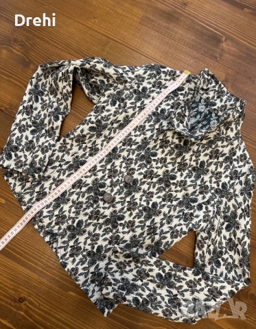 Дамско сако размер М 