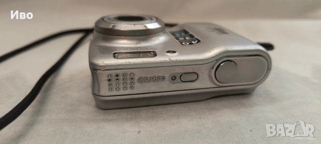 Цифров фотоапарат Nikon COOLPIX L4, снимка 2 - Фотоапарати - 53053114