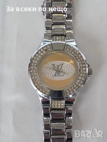 Дамски часовник LOIS VITON, снимка 3 - Дамски - 56533290