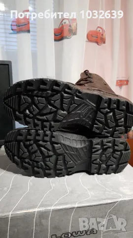 Ловни обувки Lowa, снимка 6 - Спортни обувки - 47683241