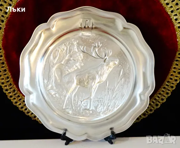 Пано от калай с Елен,гора,лов. , снимка 4 - Антикварни и старинни предмети - 48703980