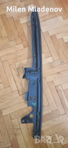 Лява кора под преден капак BMW G30